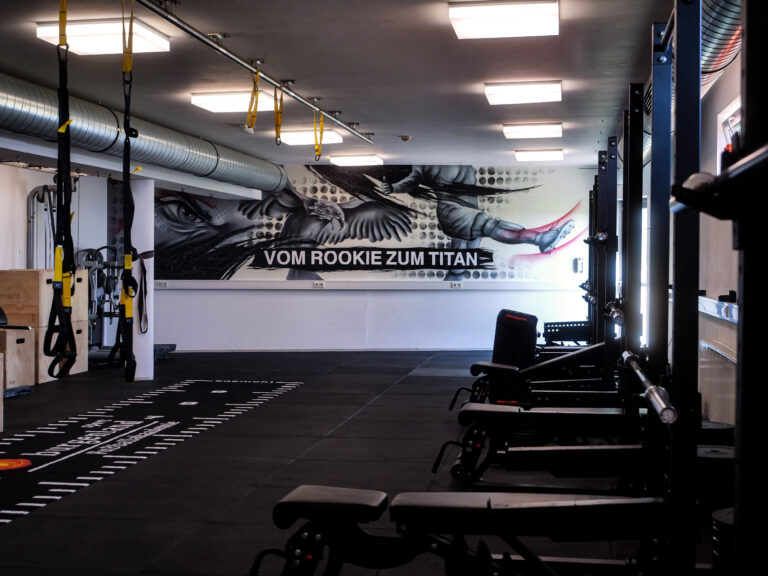 Fußballakademie Burgenland Fitnessstudio Graffiti